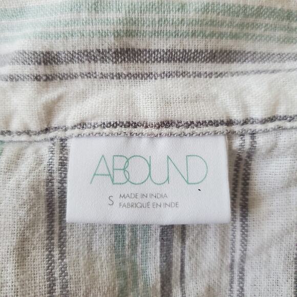 Abound Tiered Striped Top Small - Picture 6 of 7